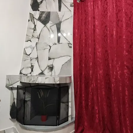 Luxury Fully Equipped In Village Center Apartment