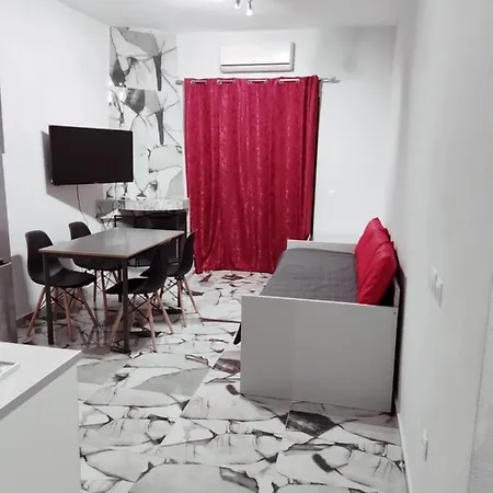 Luxury Fully Equipped In Village Center Apartment Pefkochori