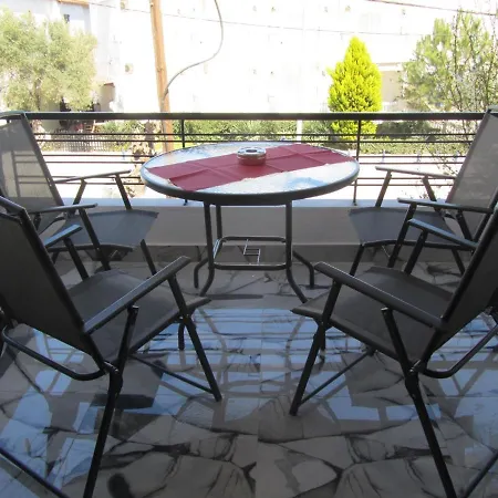 Luxury Fully Equipped In Village Center Apartment