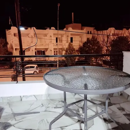 Luxury Fully Equipped In Village Center Apartment